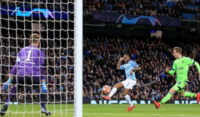  曼城锋线火力全开，主场大胜阿森纳巩固榜首位置  