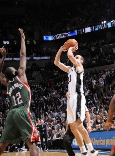  爱德华兹三分绝杀森林狼客场一分险胜步行者